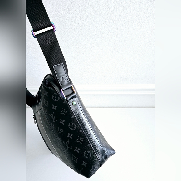 Louis Vuitton Monogram Eclipse Apollo GM Messenger Bag - Picture 7 of 15